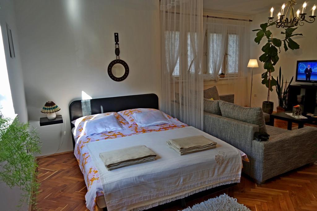 Belvárosi Studio Apartman Győr Exterior foto